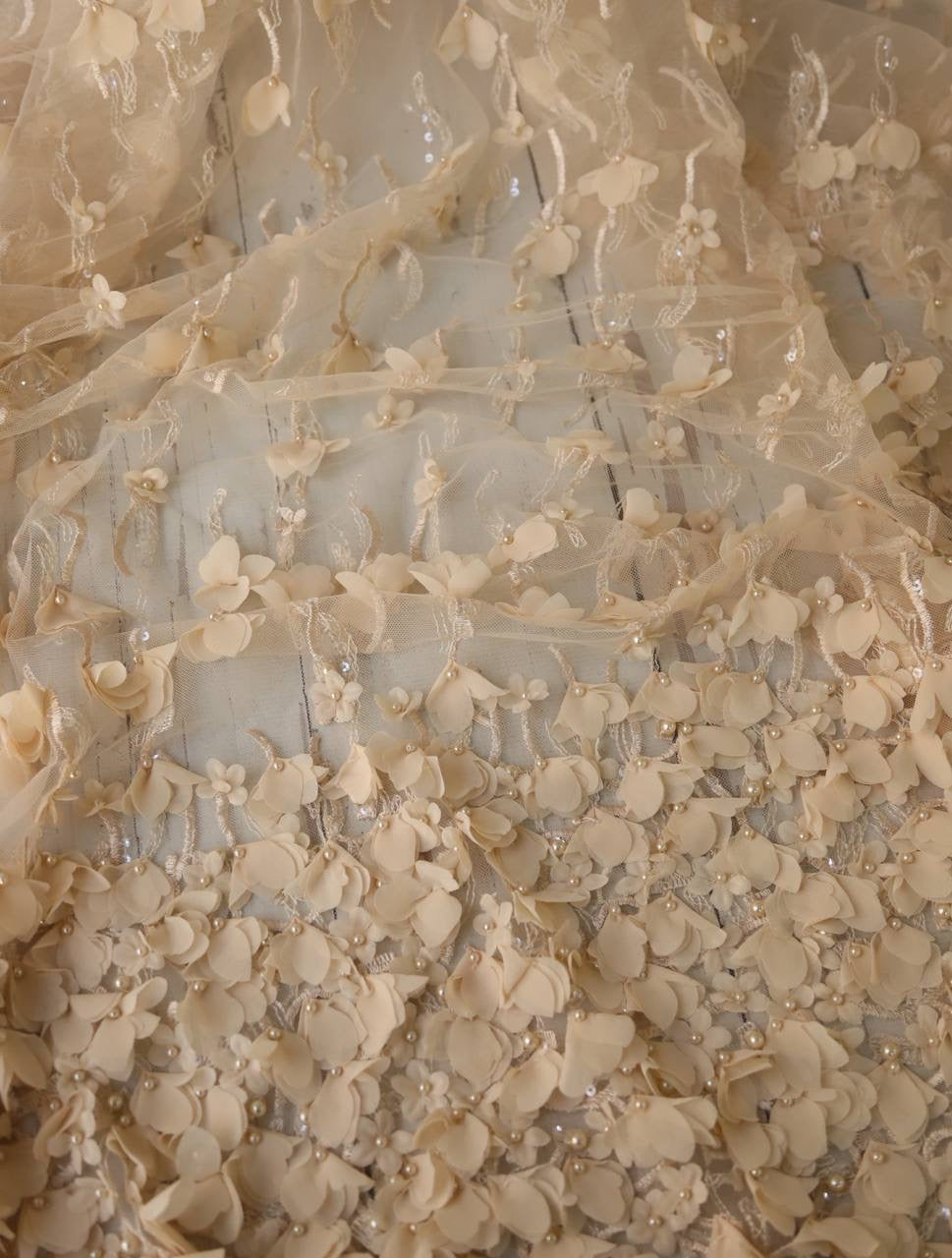 Üç Boyutlu Dantel Gold