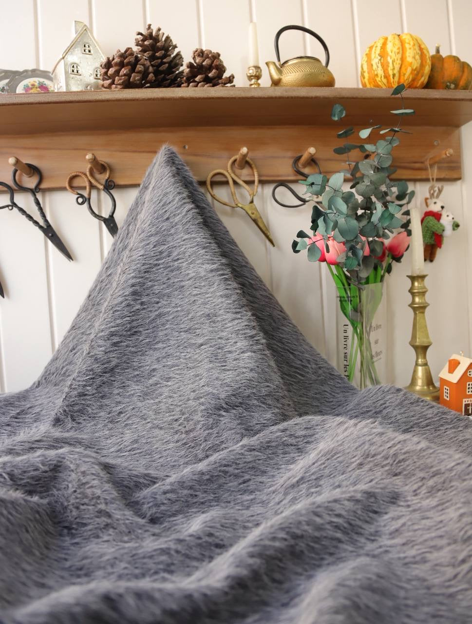 Orijinal tay tüyü 1.50m x 1.50m

Tamamı 675