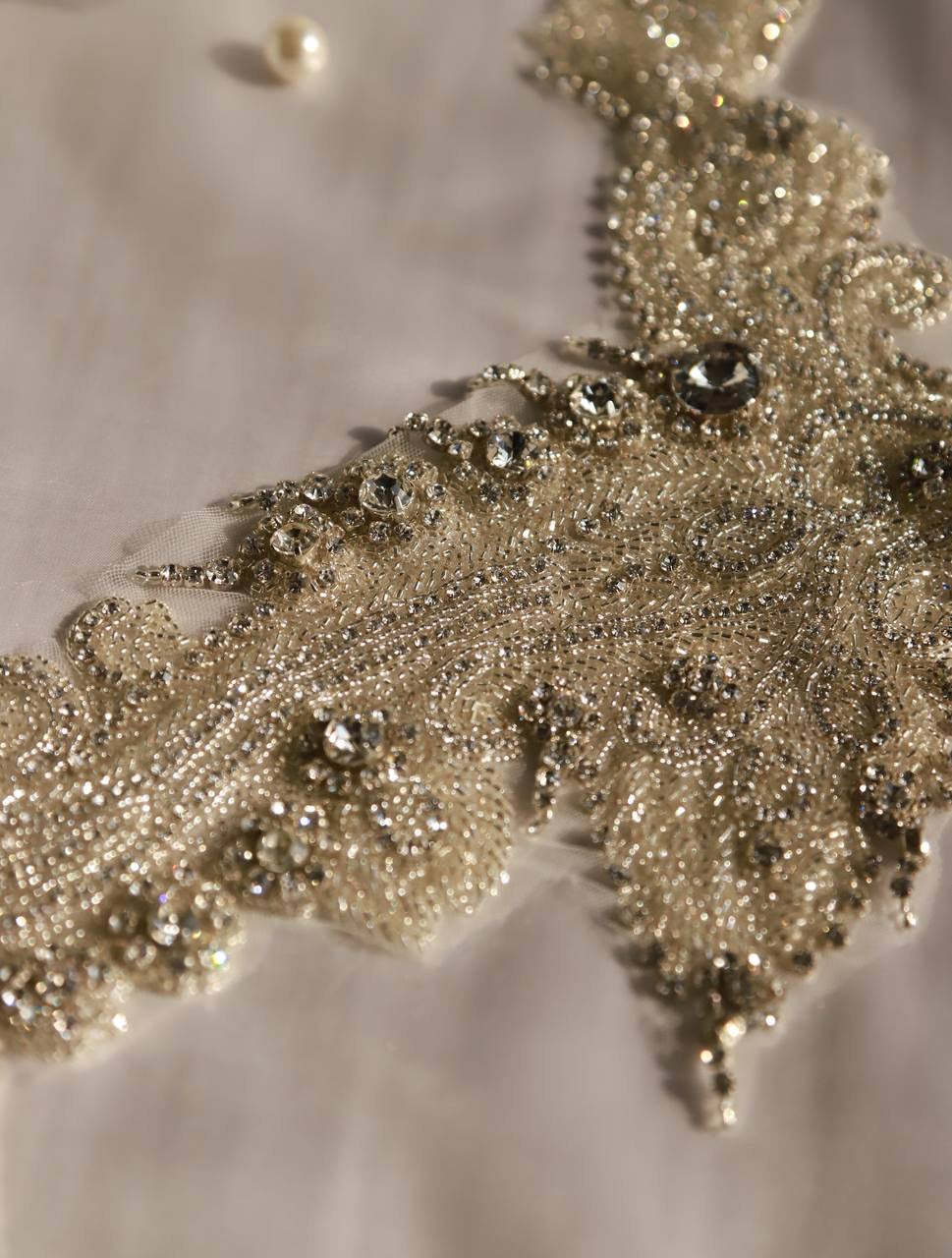 Savaroski taşlı büyük aksesuar beyaz