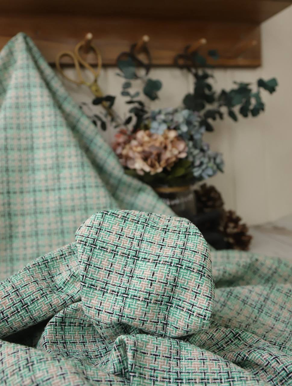 Chanel 2.15m x 1.45m