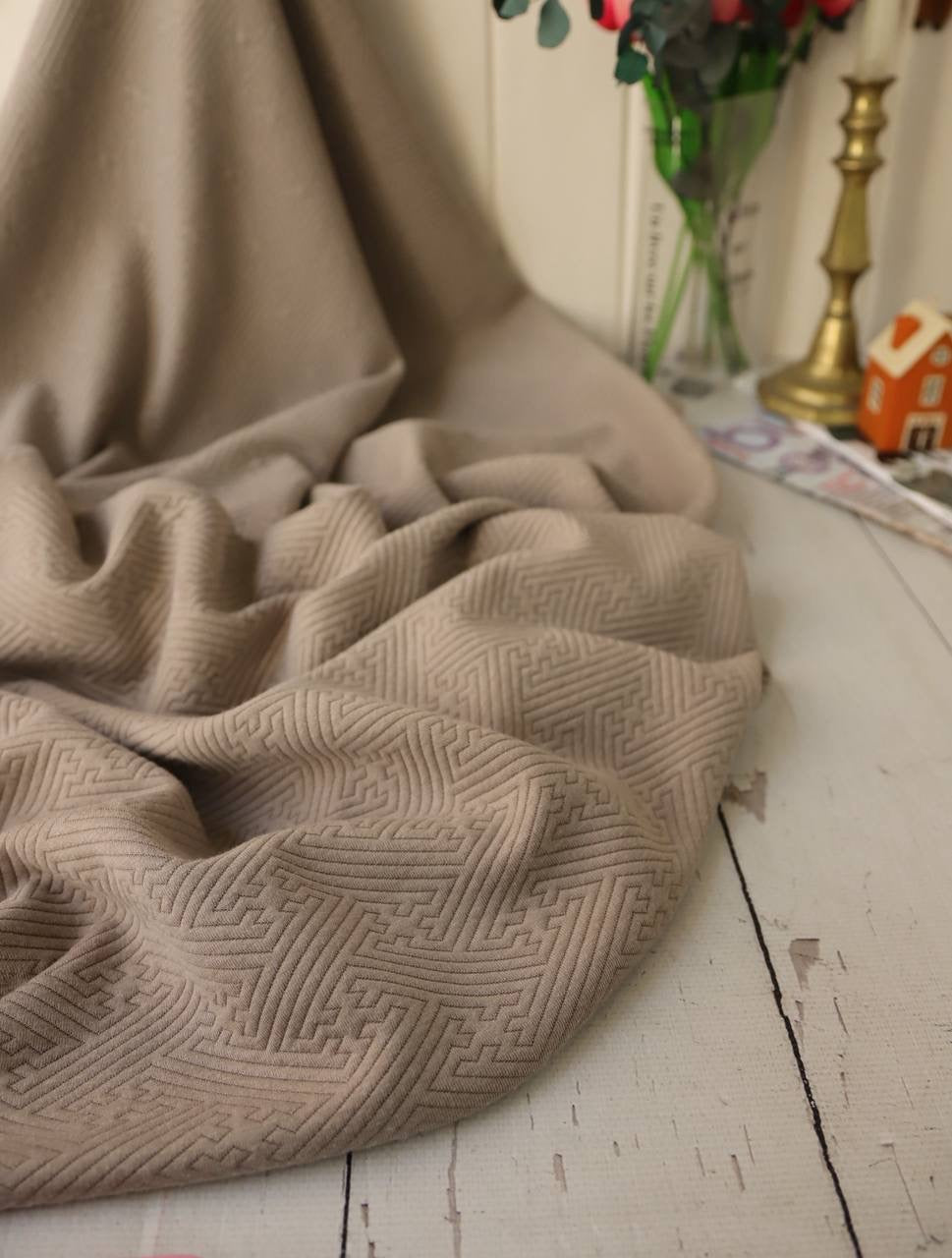 Kumaş kapitone1.80m x 1.60m 360₺