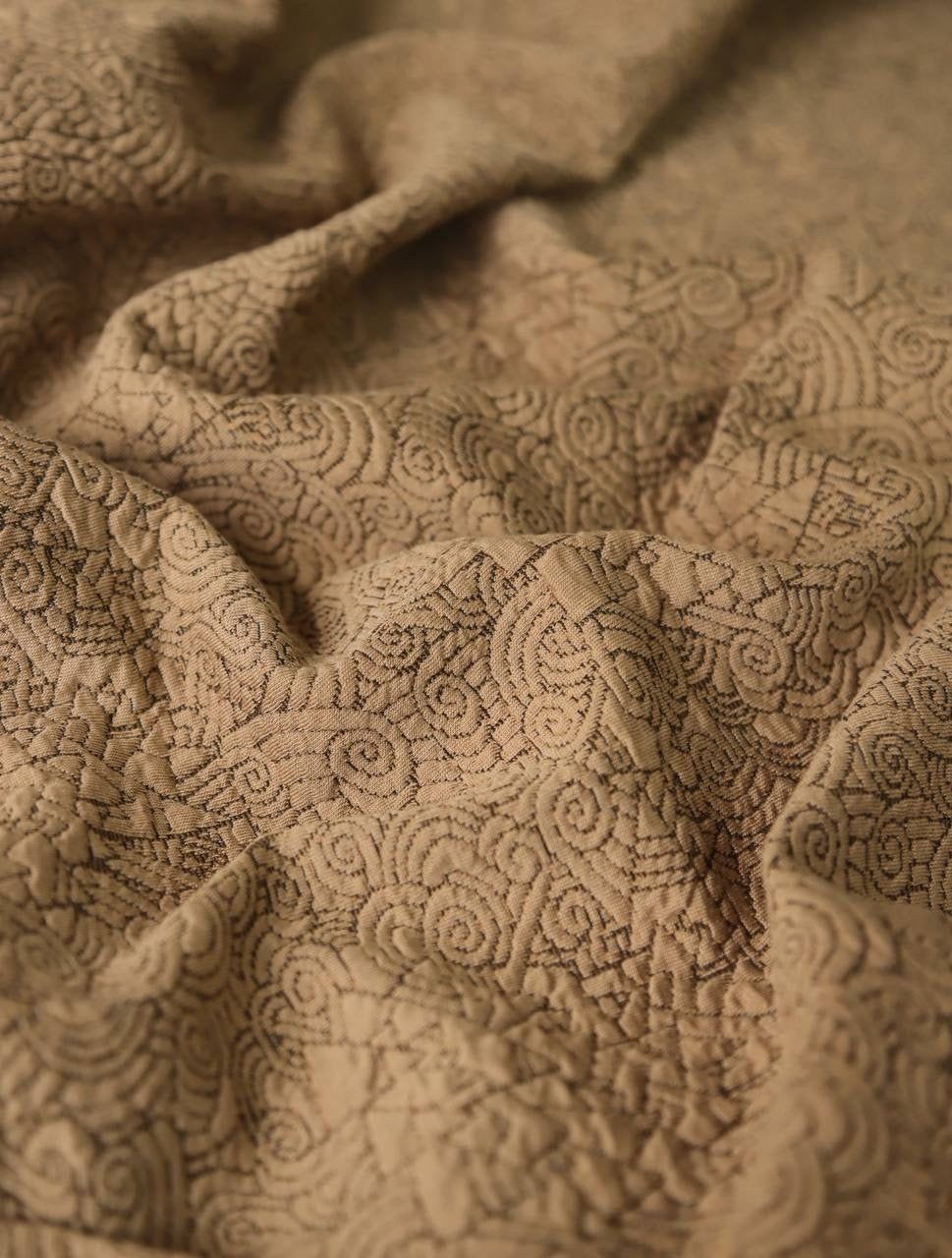 Aker Triko kapitone 2.10m x 1.65m