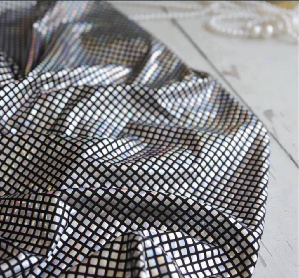 Parlak ışıltılı kumaş 3.75m x 1.50m