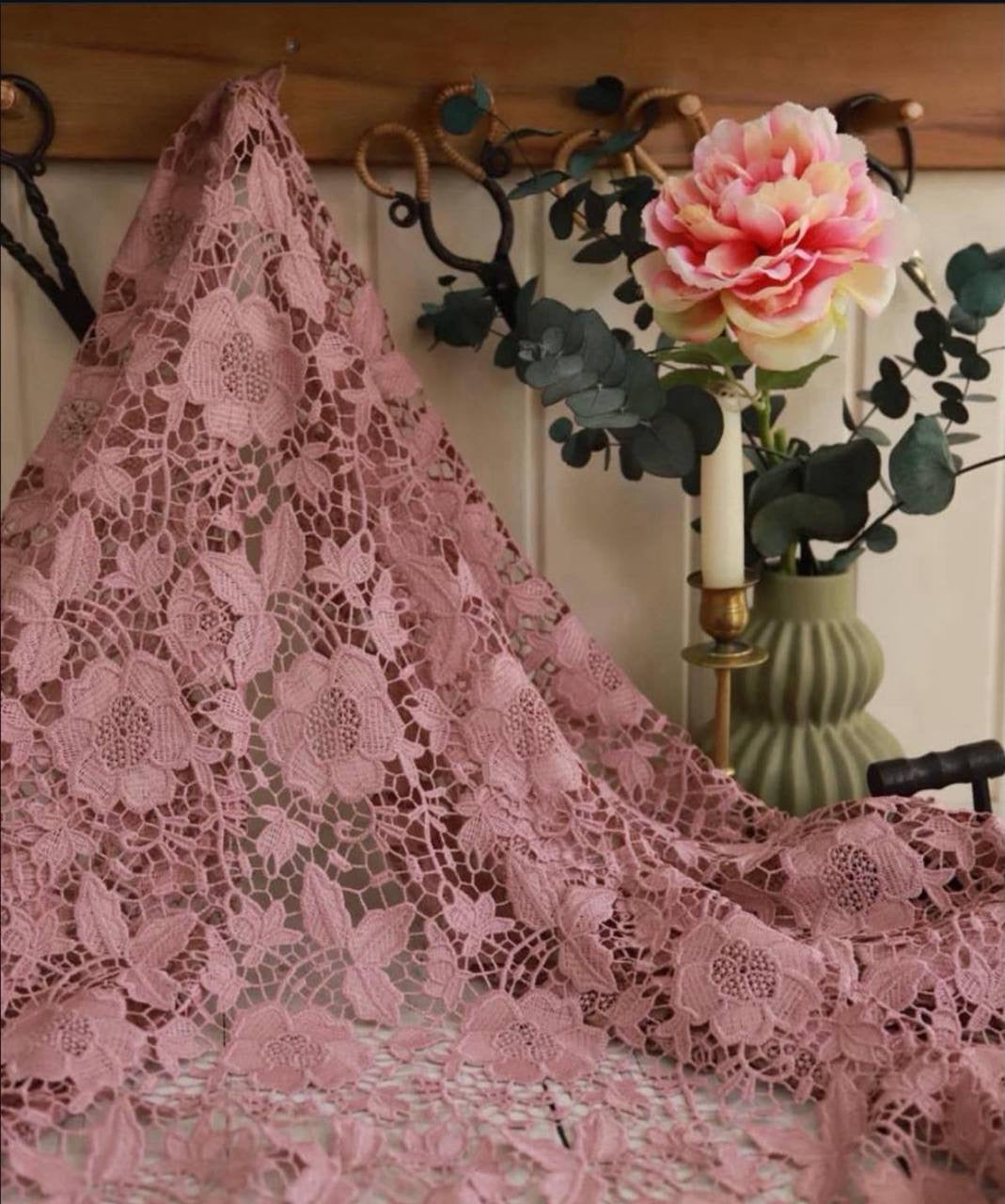 Güpür Dantel 2m x 1.40m