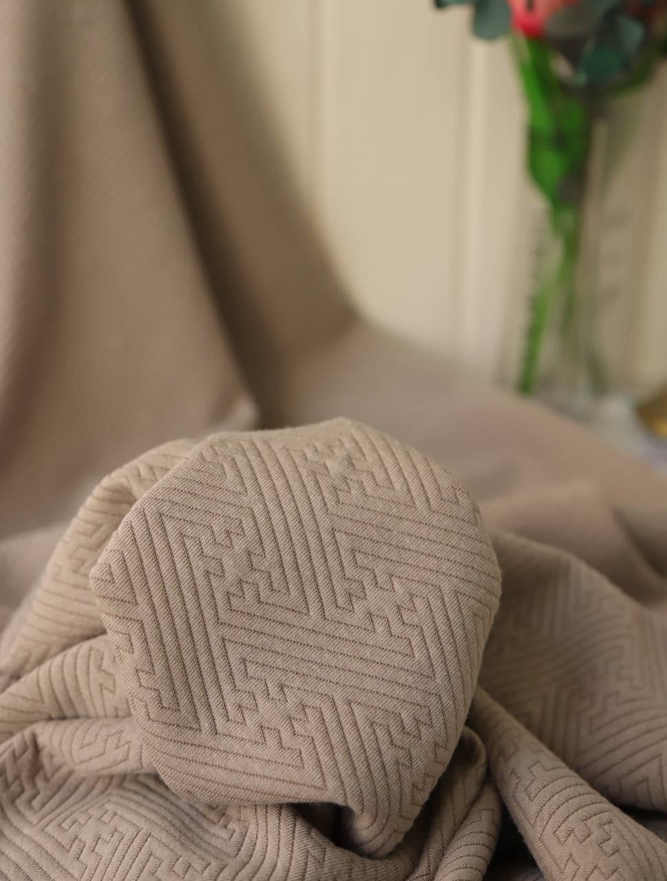 Kumaş kapitone1.80m x 1.60m 360₺