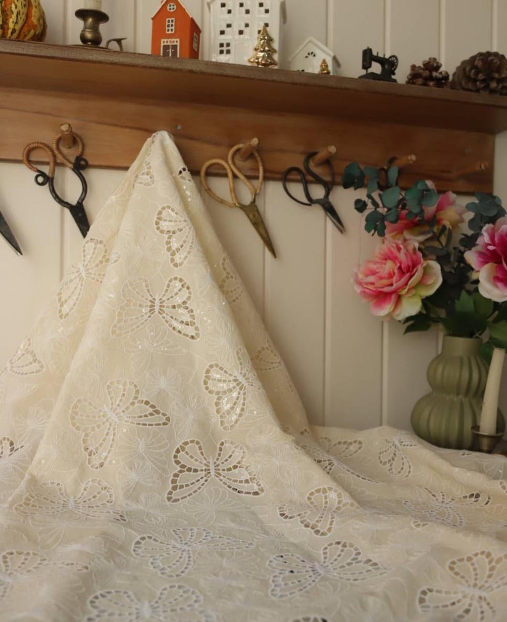 Kelebek fisto minik pullu