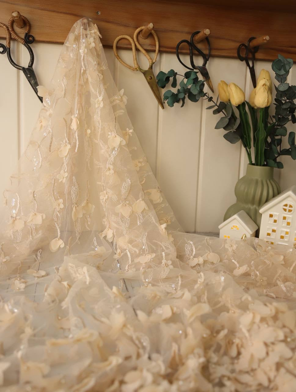 Üç Boyutlu Dantel Gold