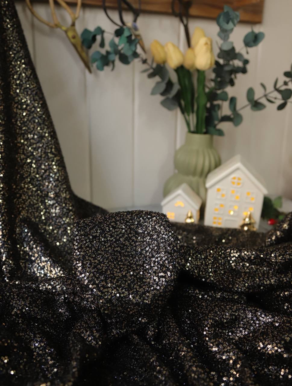 Sakallı Pullu Kumaş