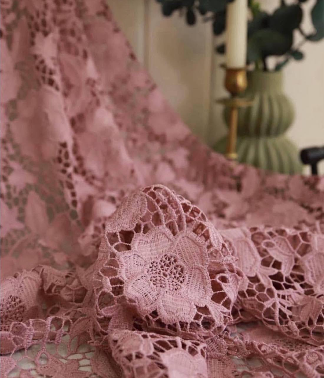 Güpür Dantel 2m x 1.40m