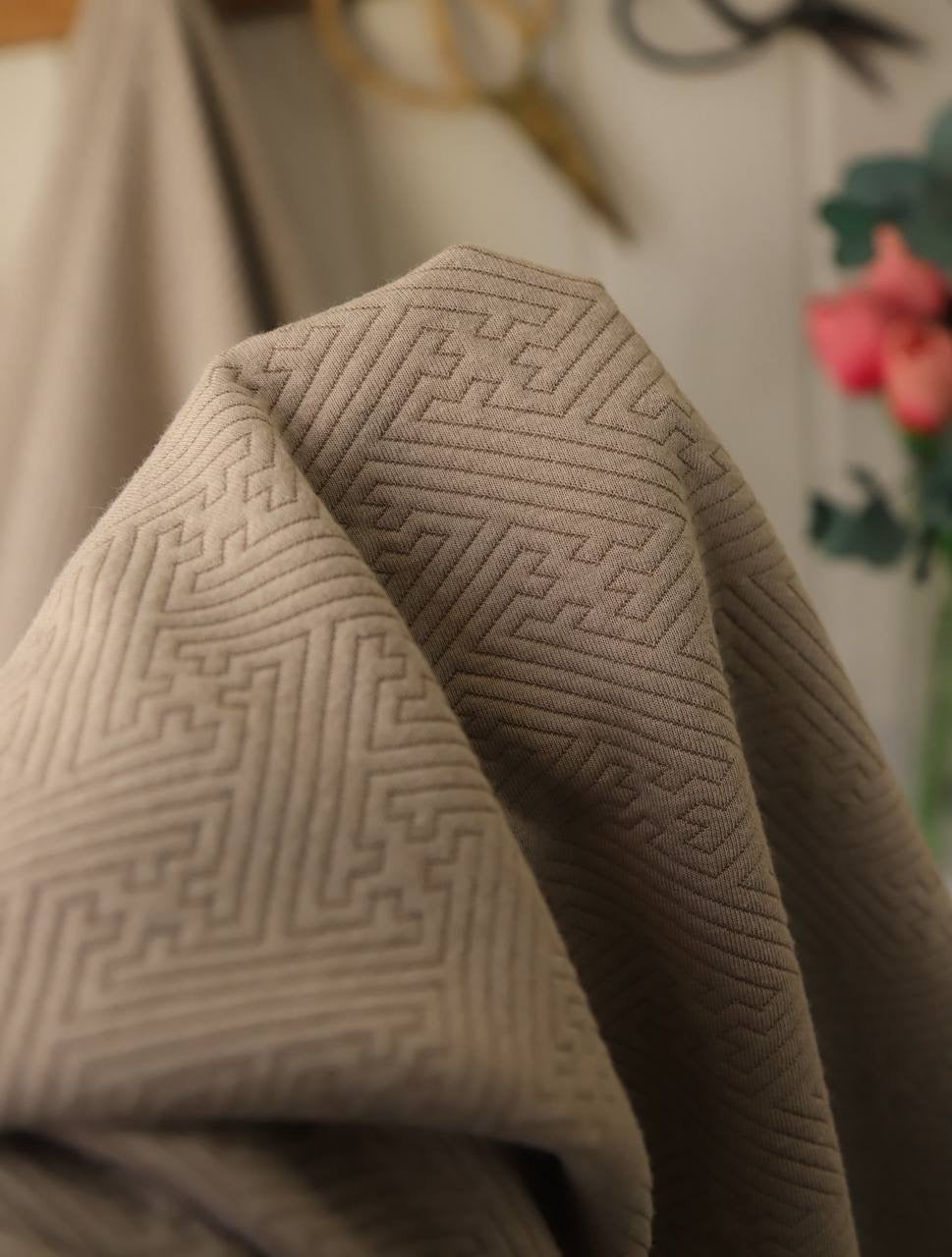 Kumaş kapitone1.80m x 1.60m 360₺