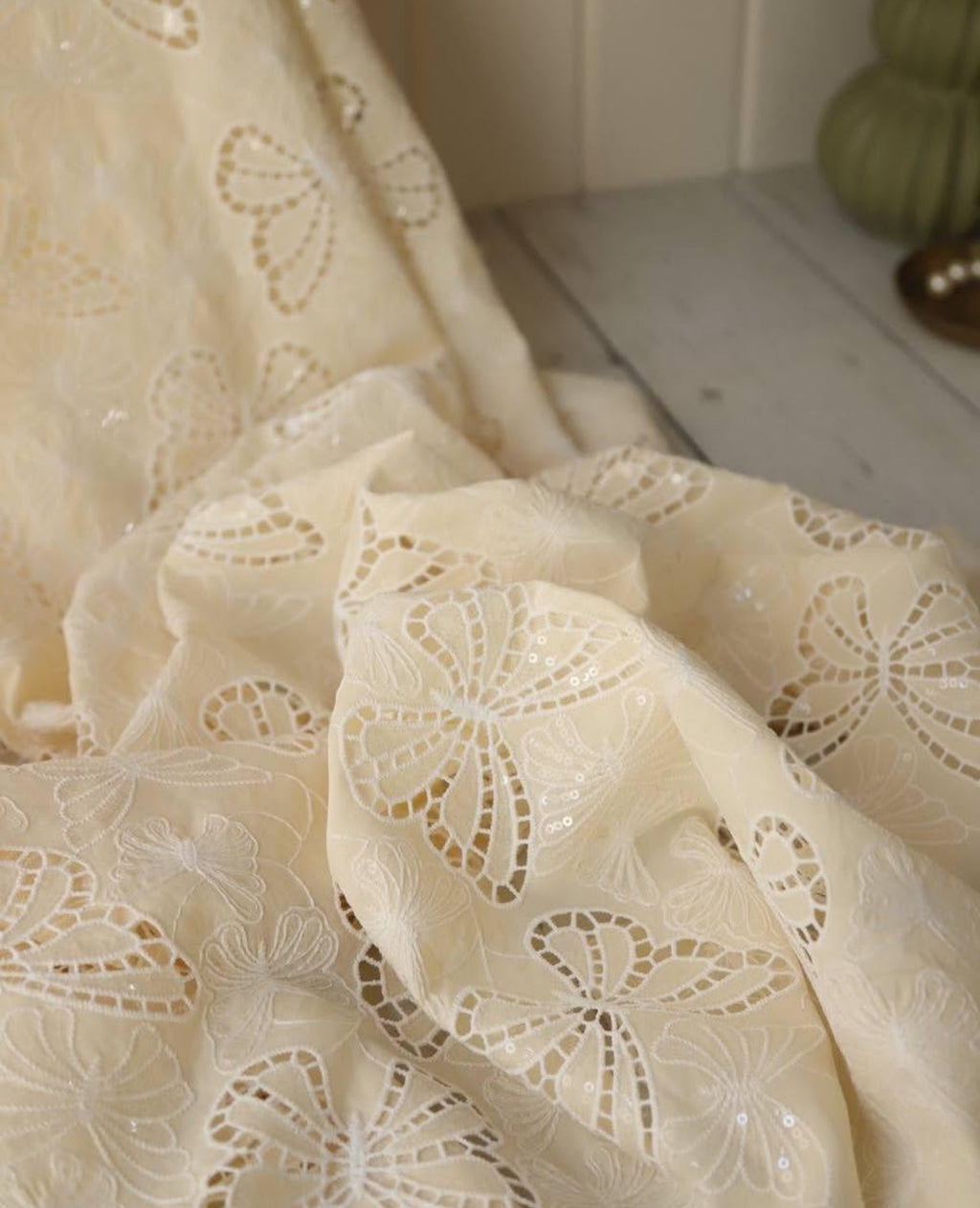 Kelebek fisto minik pullu