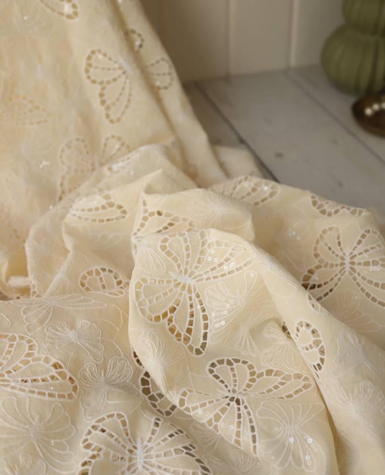 Kelebek fisto minik pullu