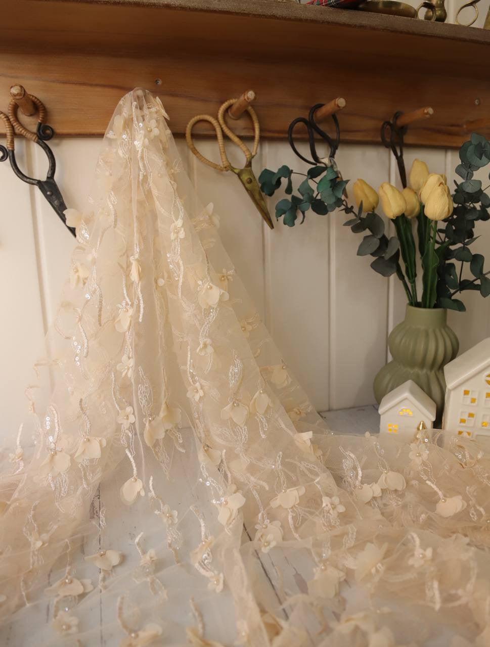 Üç Boyutlu Dantel Gold