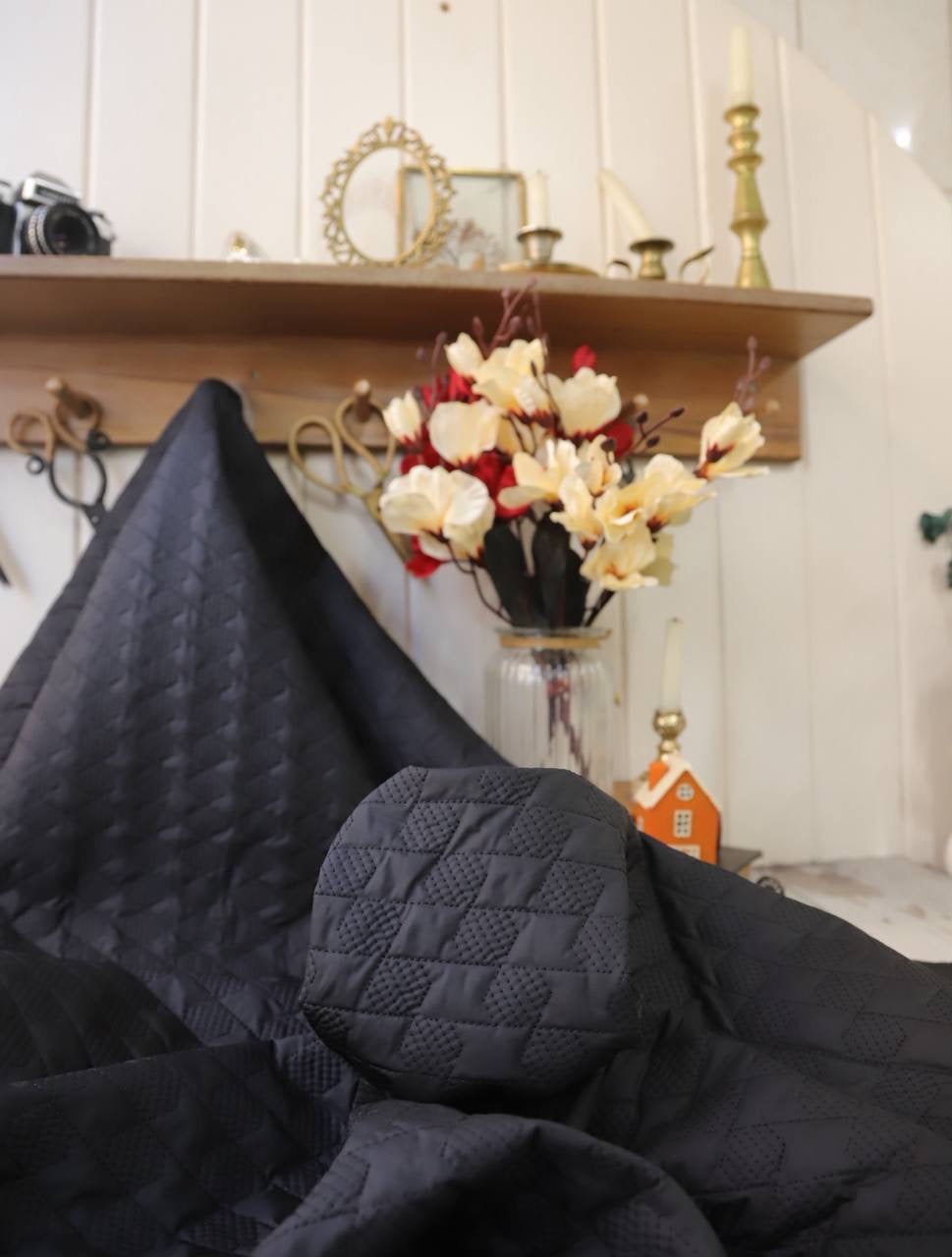 İçi kürklü kapitone 2.80m x 1.40m