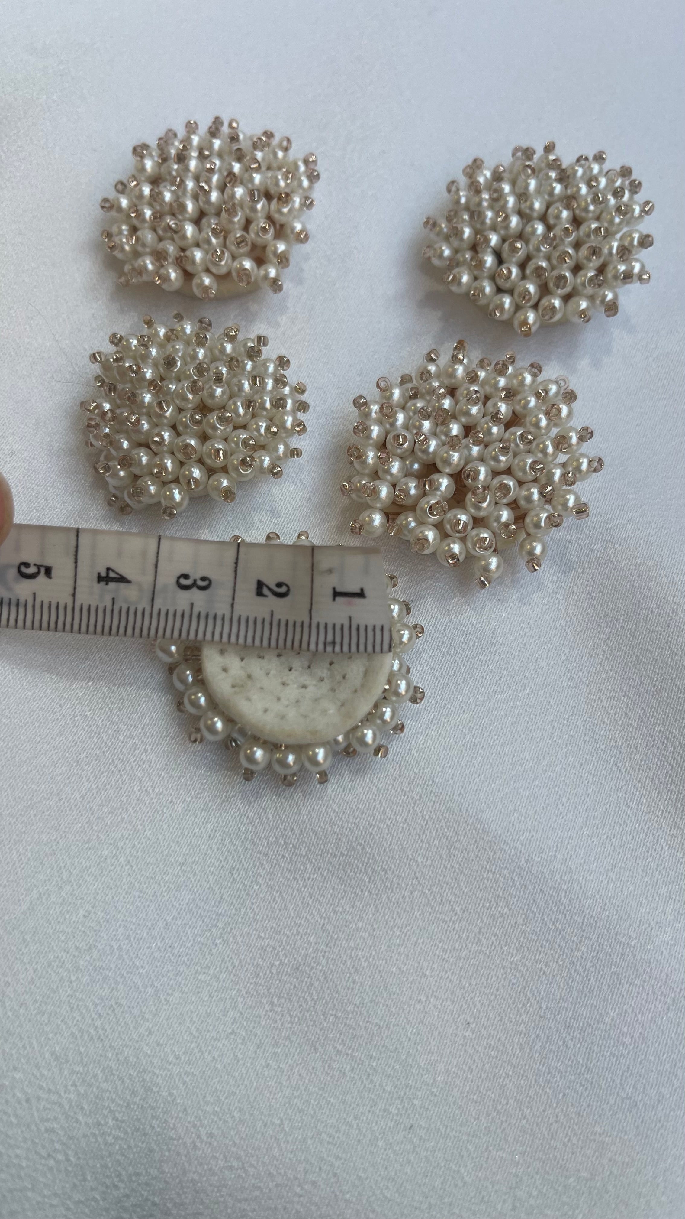 El yapımı boncuk düğmeler