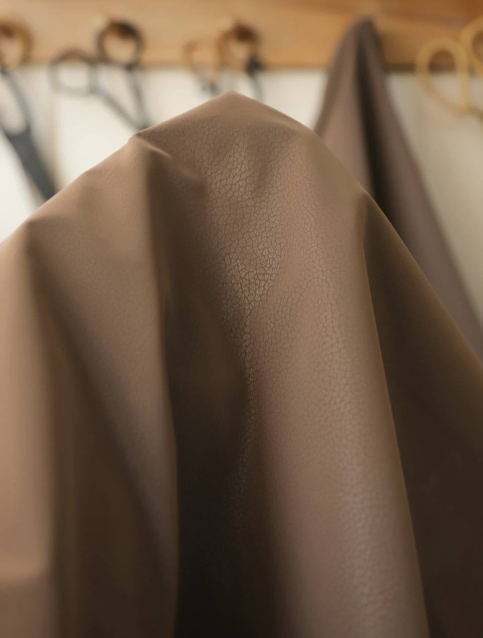 Trenç kumaşı su geçirmez