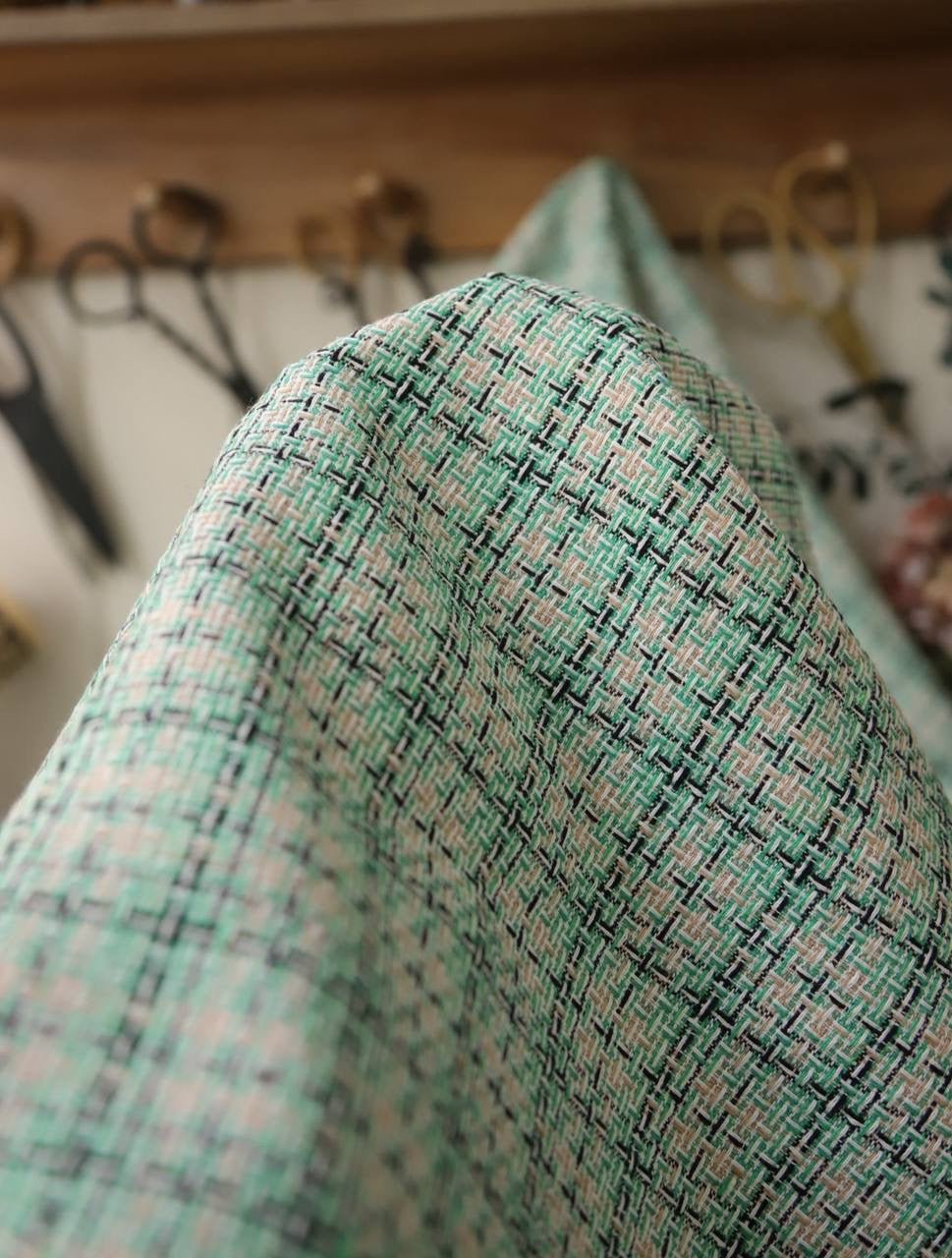 Chanel 2.15m x 1.45m