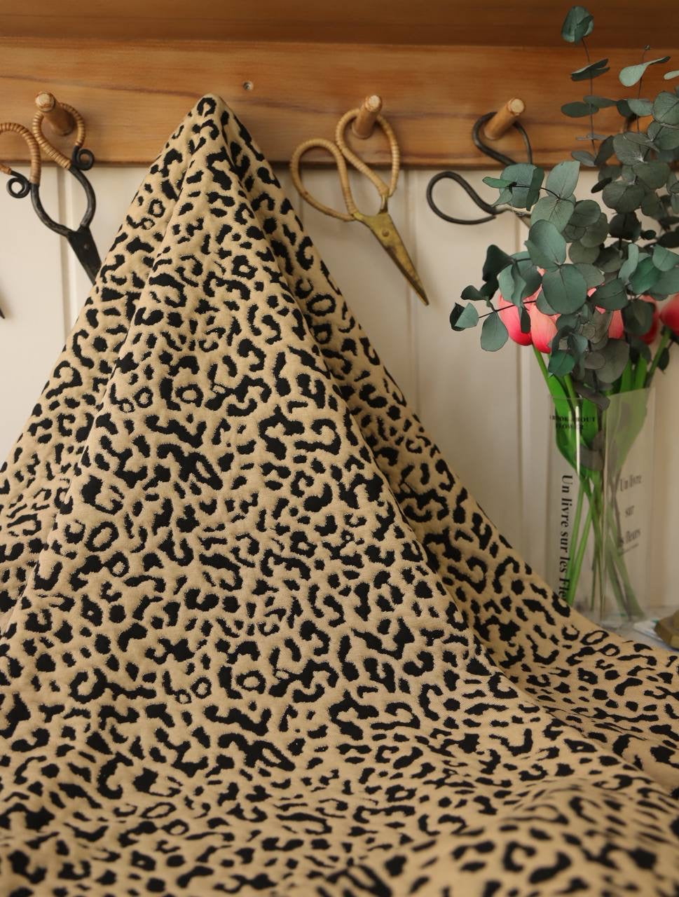 Kumaş kapitone gold sim geçişli