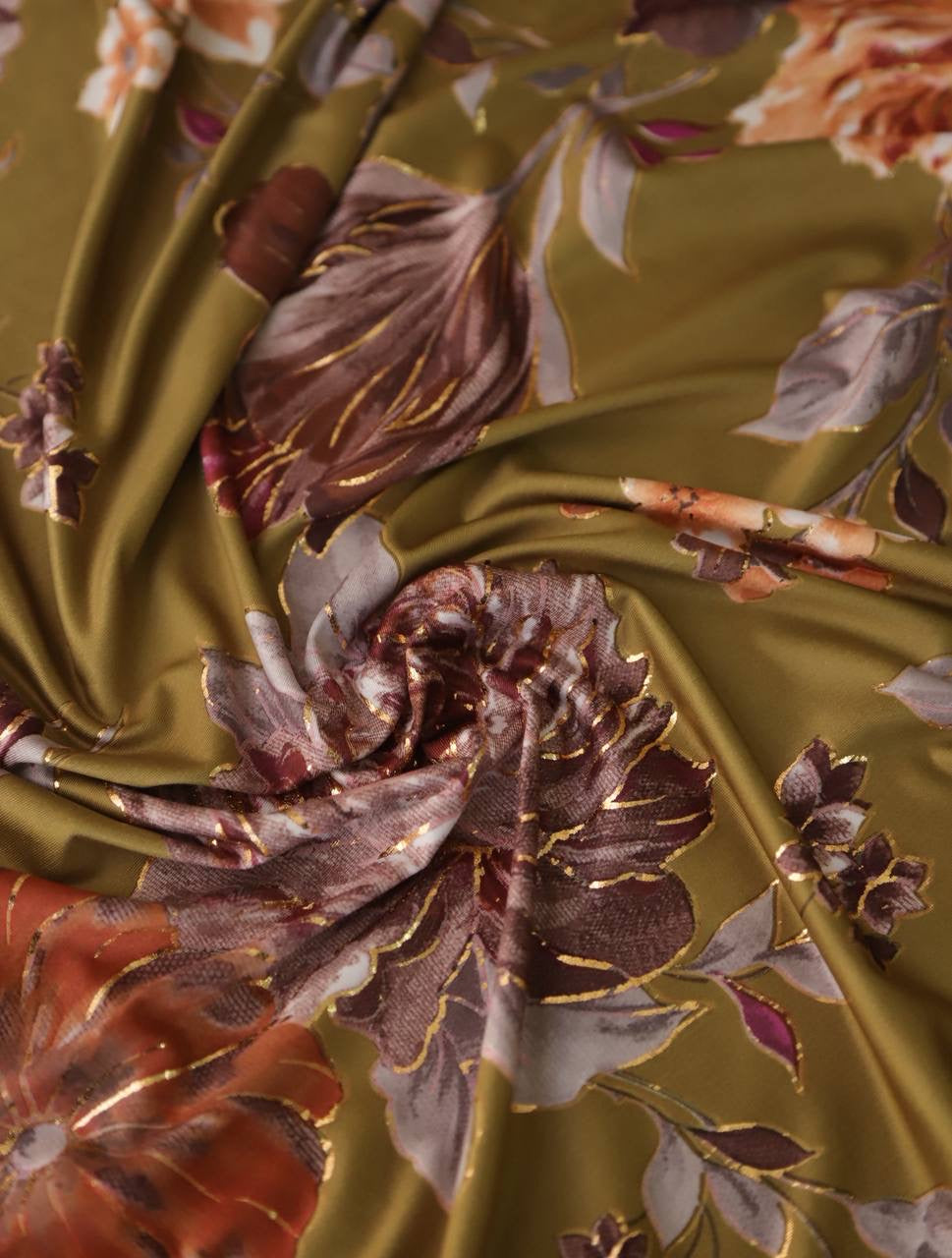 Varaklı dokuma kumaş