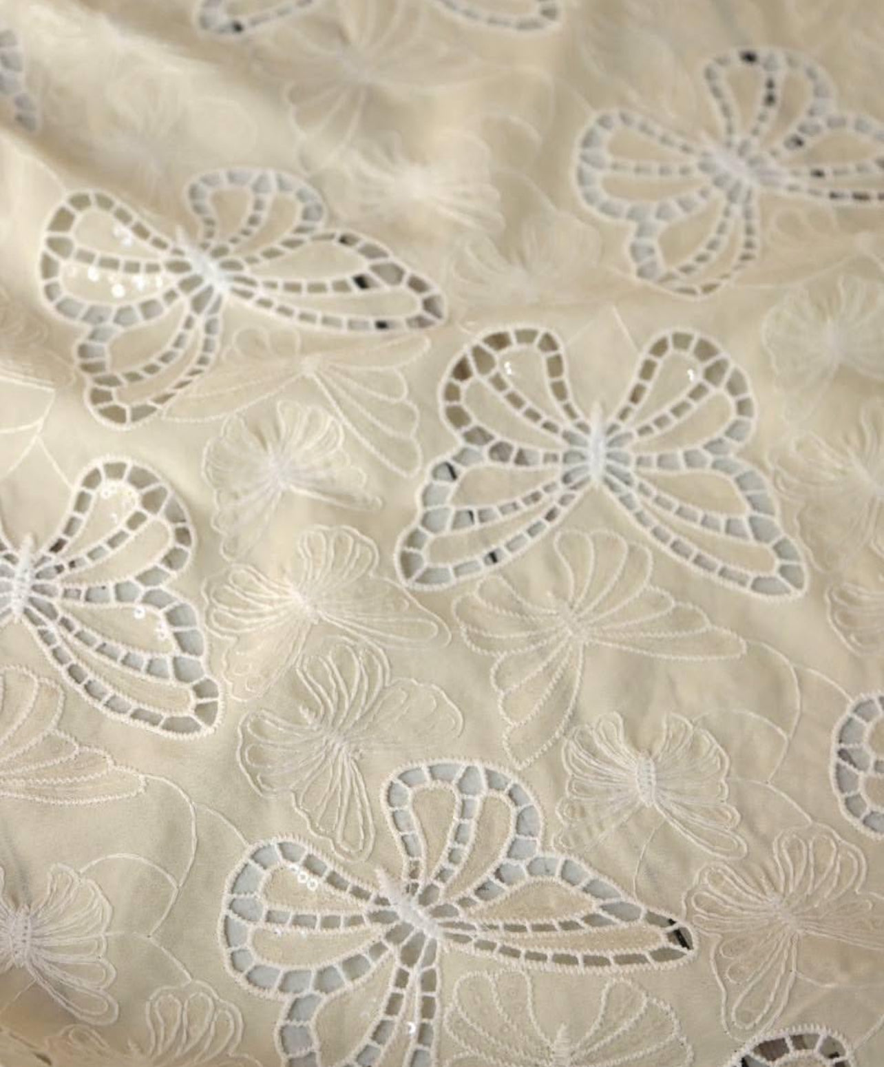 Kelebek fisto minik pullu