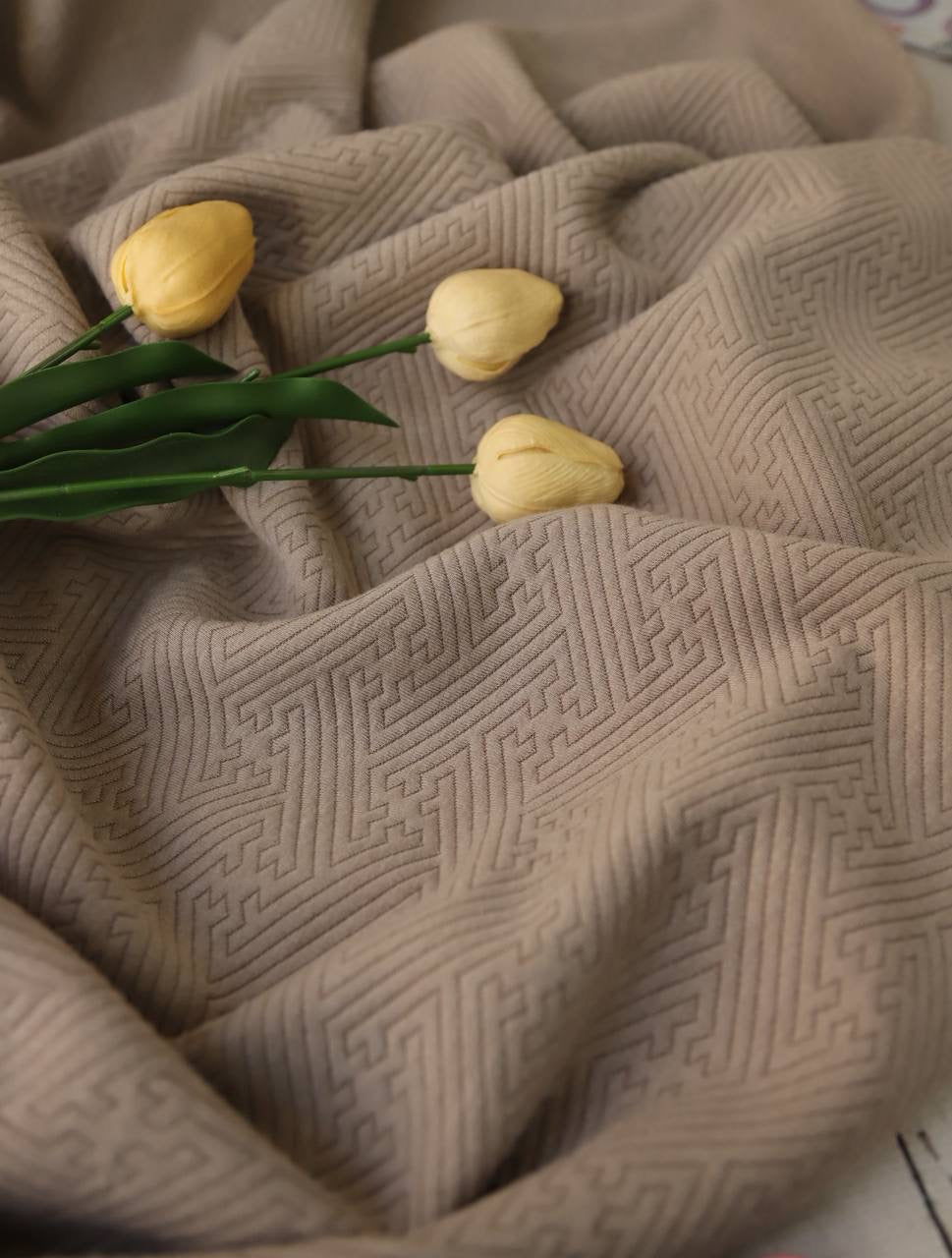 Kumaş kapitone1.80m x 1.60m 360₺