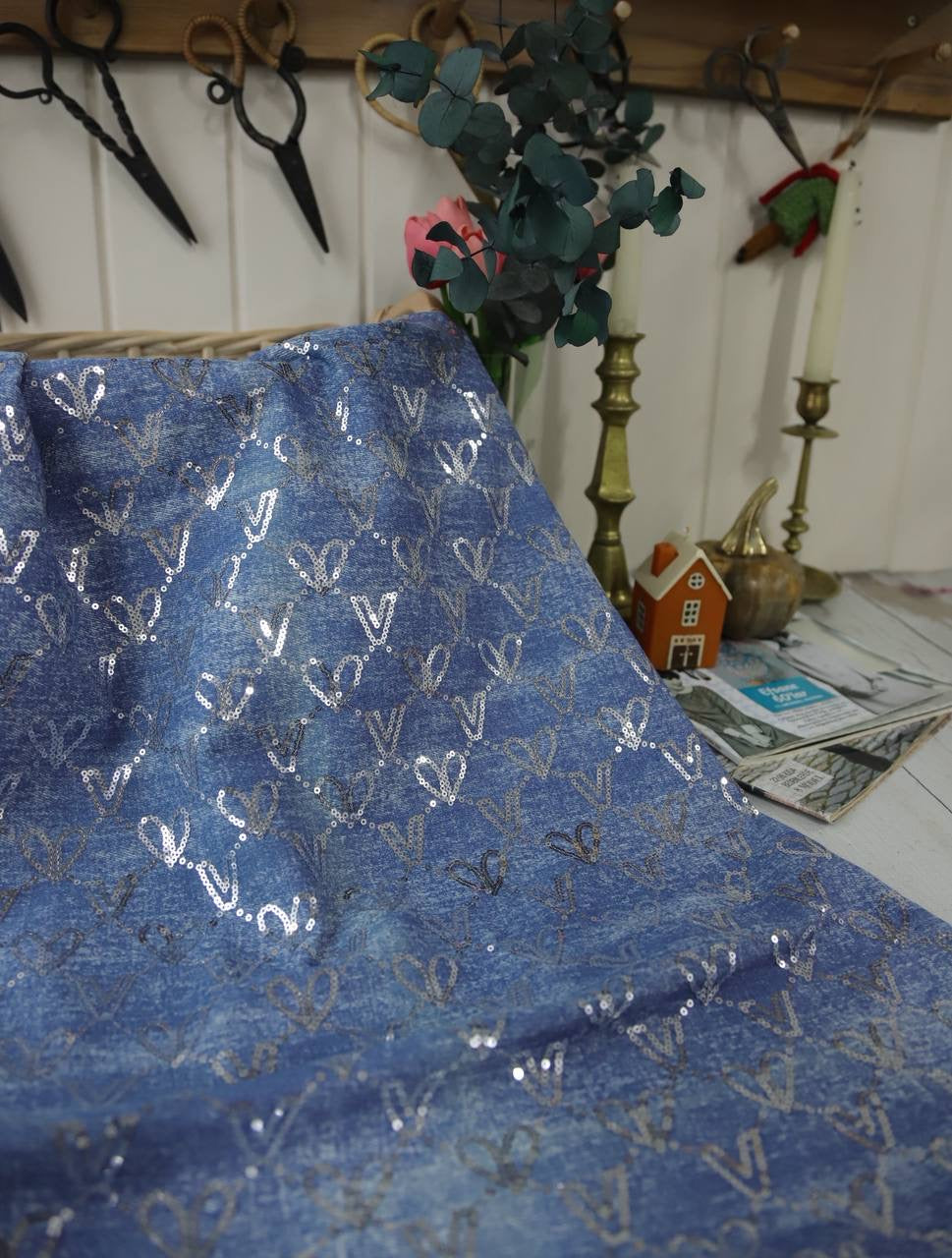 Kot üzeri kalpli payet