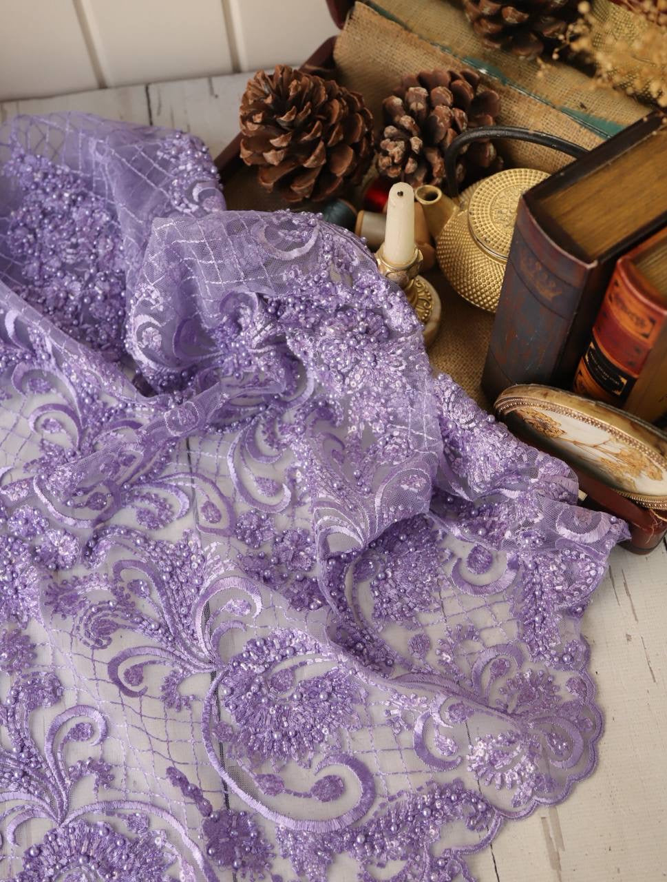 Dantel Leylak Renkte