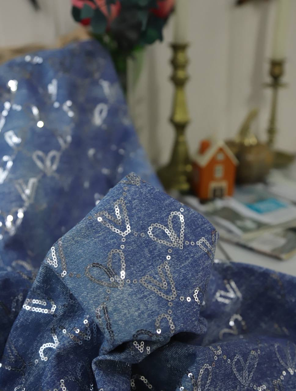 Kot üzeri kalpli payet