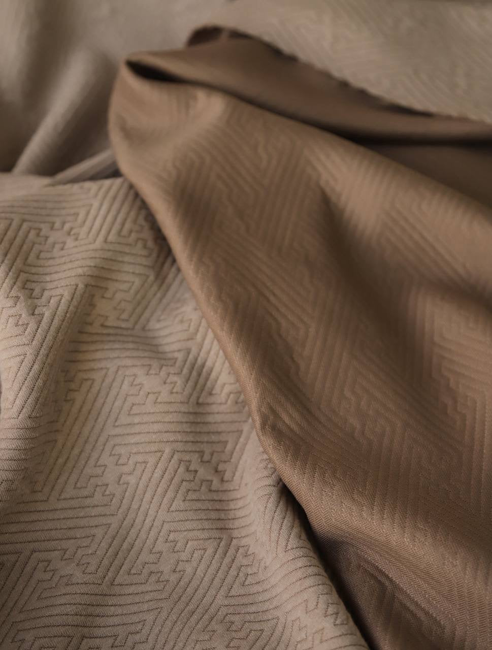 Kumaş kapitone1.80m x 1.60m 360₺