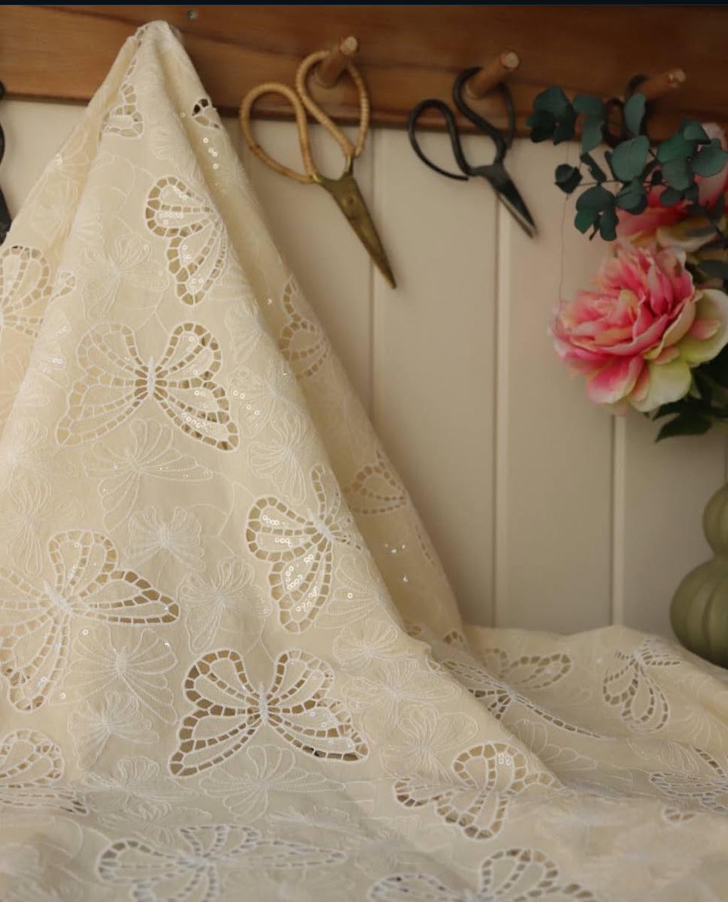 Kelebek fisto minik pullu