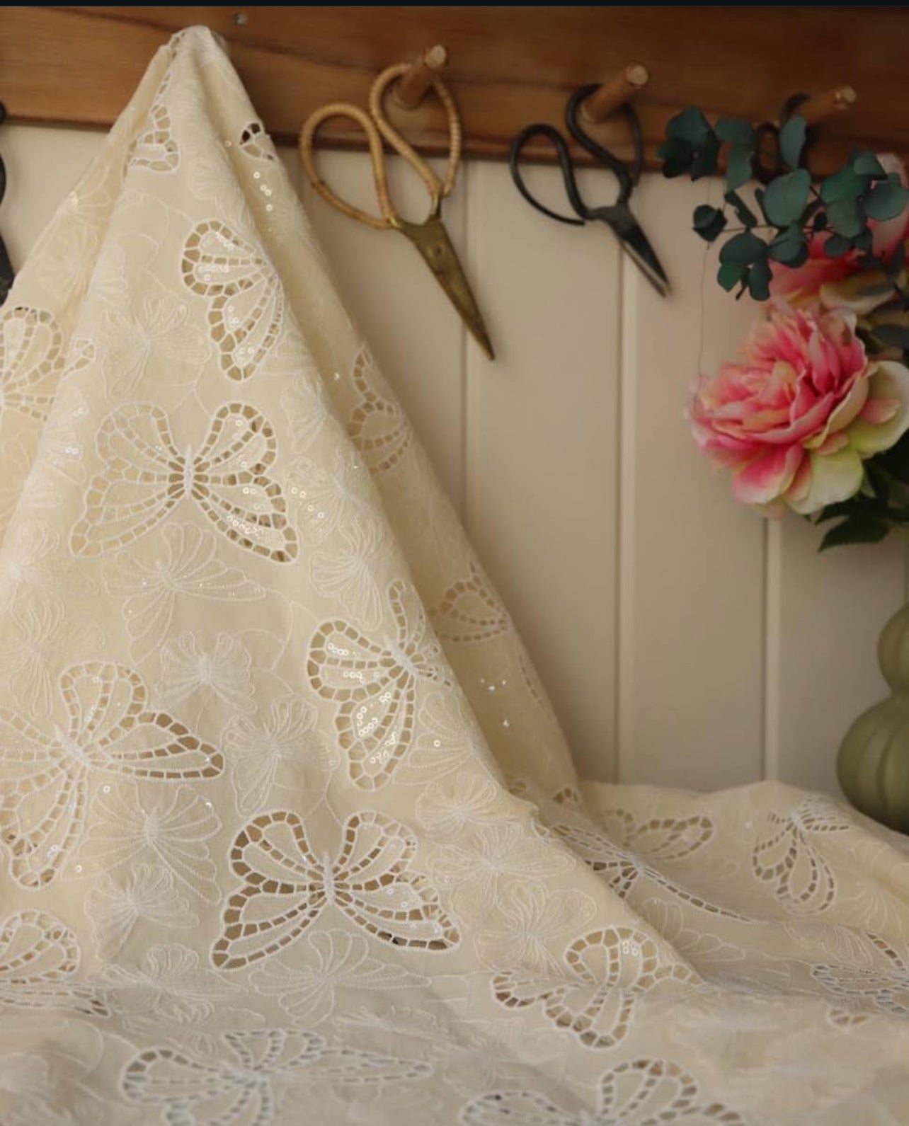 Kelebek fisto minik pullu