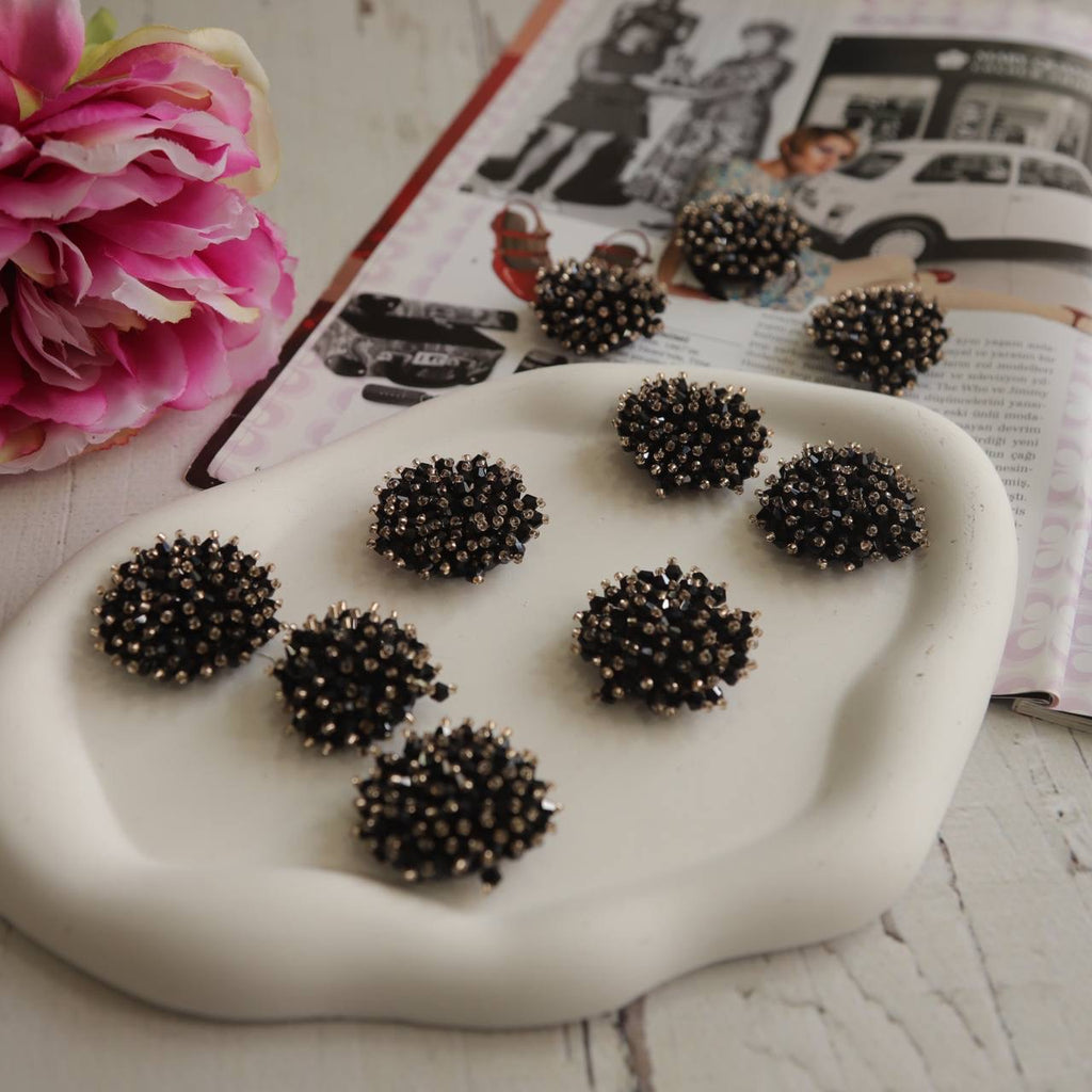 El yapımı buncuklu düğme