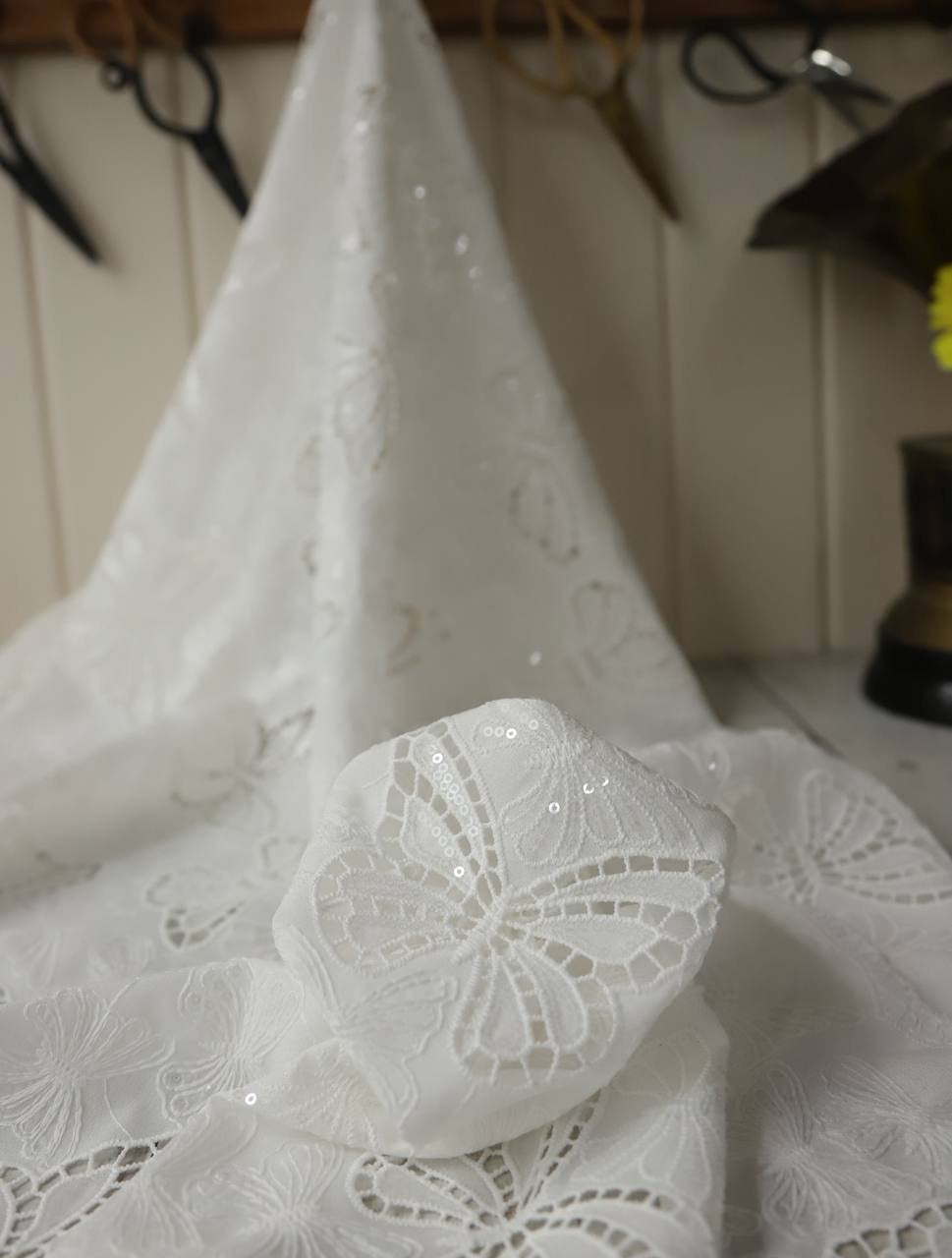 Kelebek fisto minik pullu