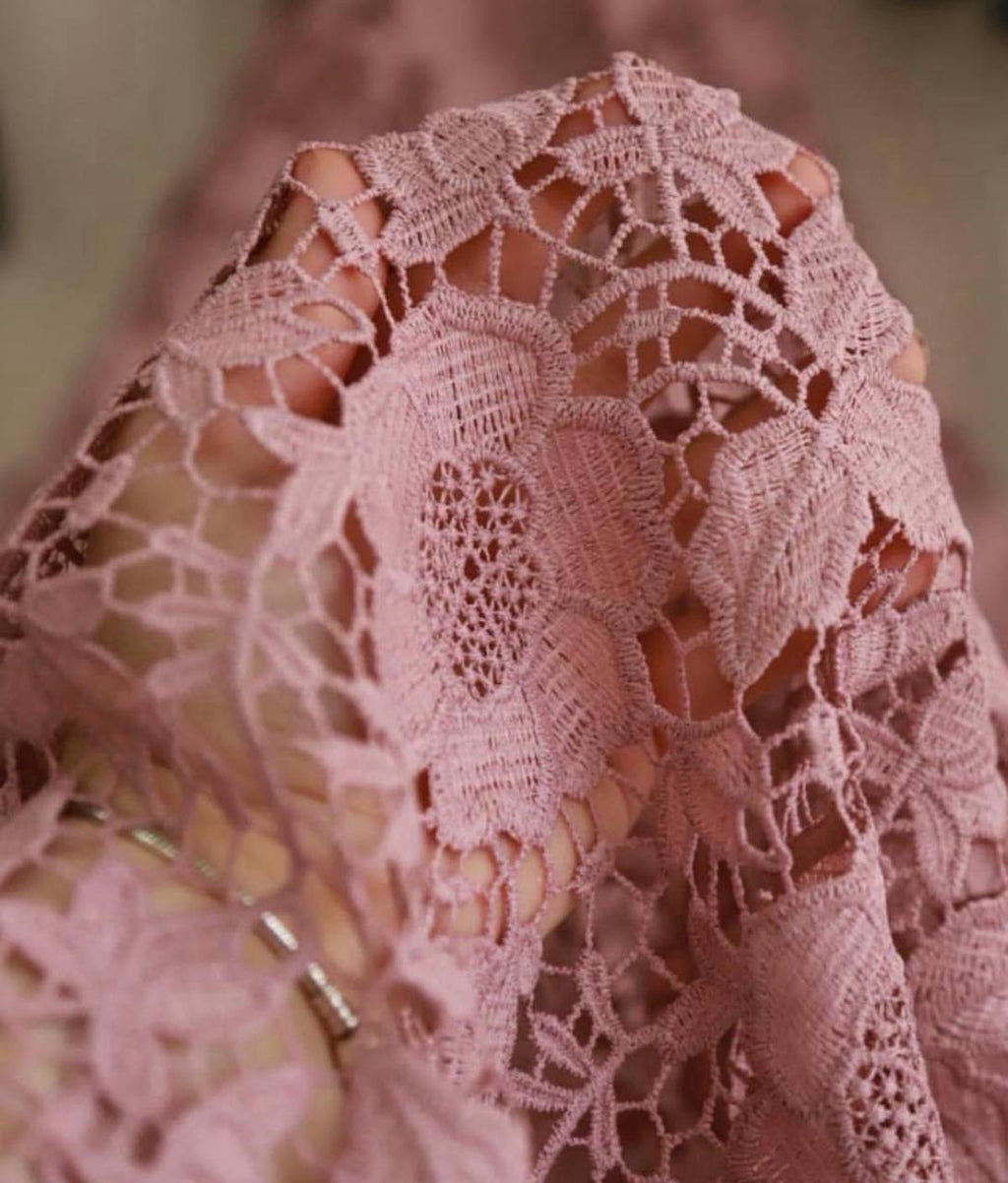 Güpür Dantel 2m x 1.40m