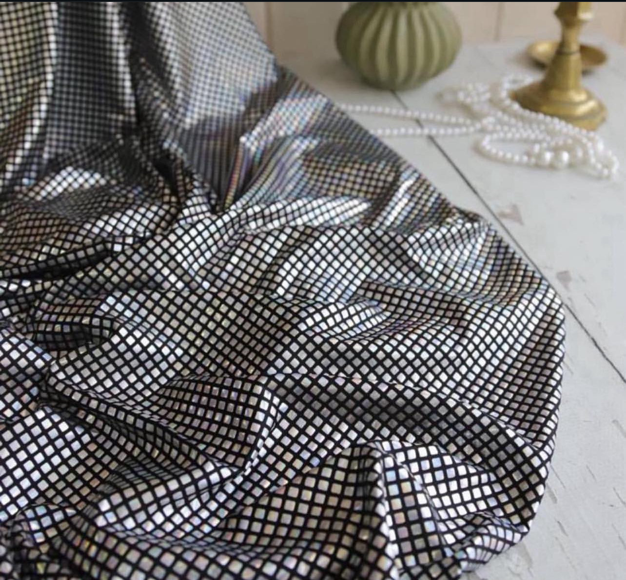 Parlak ışıltılı kumaş 3.75m x 1.50m