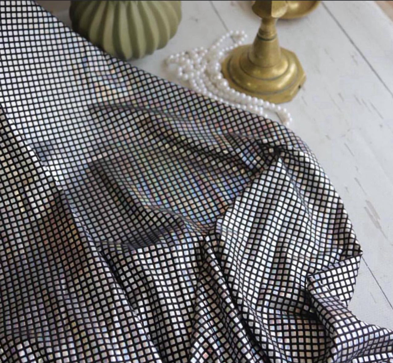 Parlak ışıltılı kumaş 3.75m x 1.50m