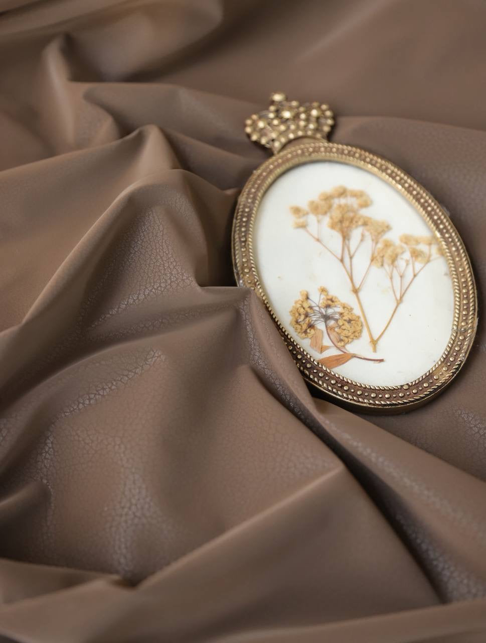 Trenç kumaşı su geçirmez