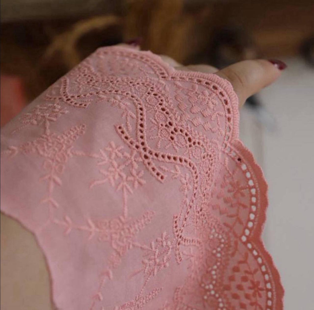 Dar fisto pembe renkte