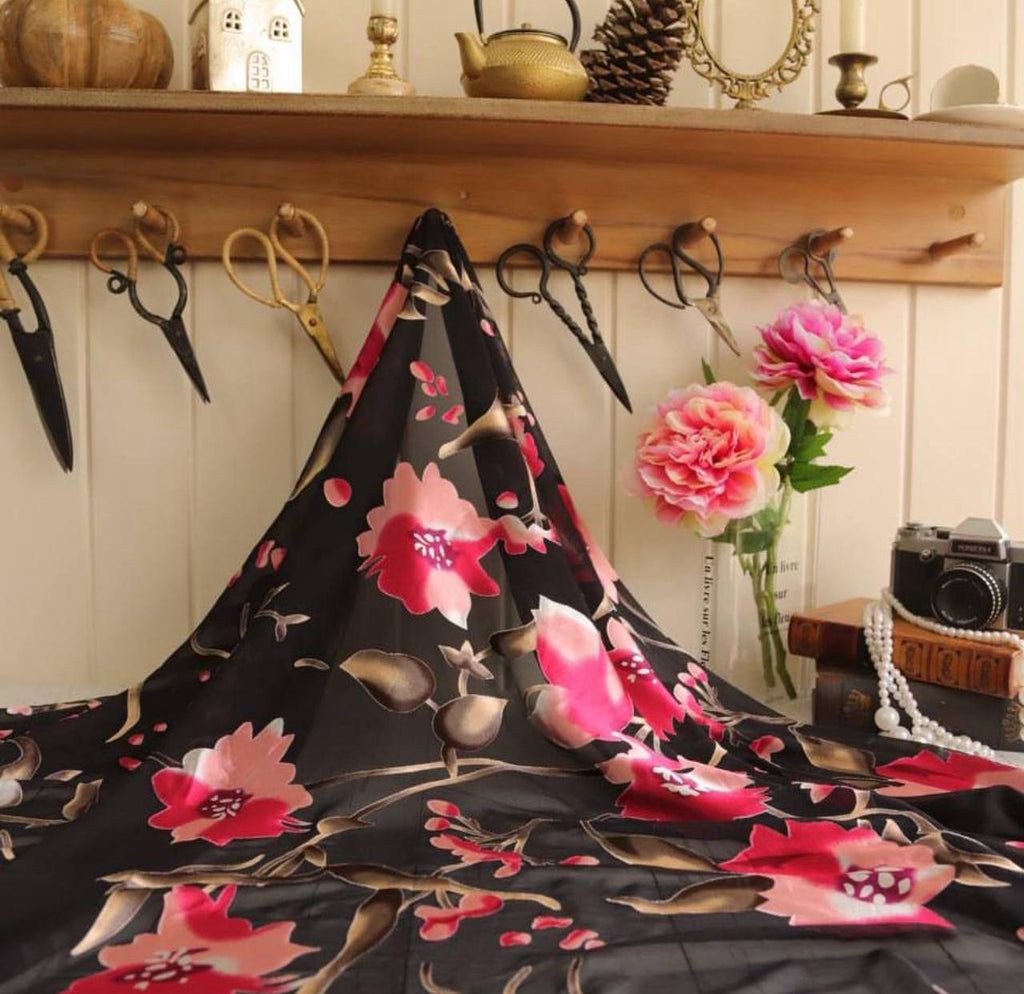 Yakma İpek Kadife Kumaş