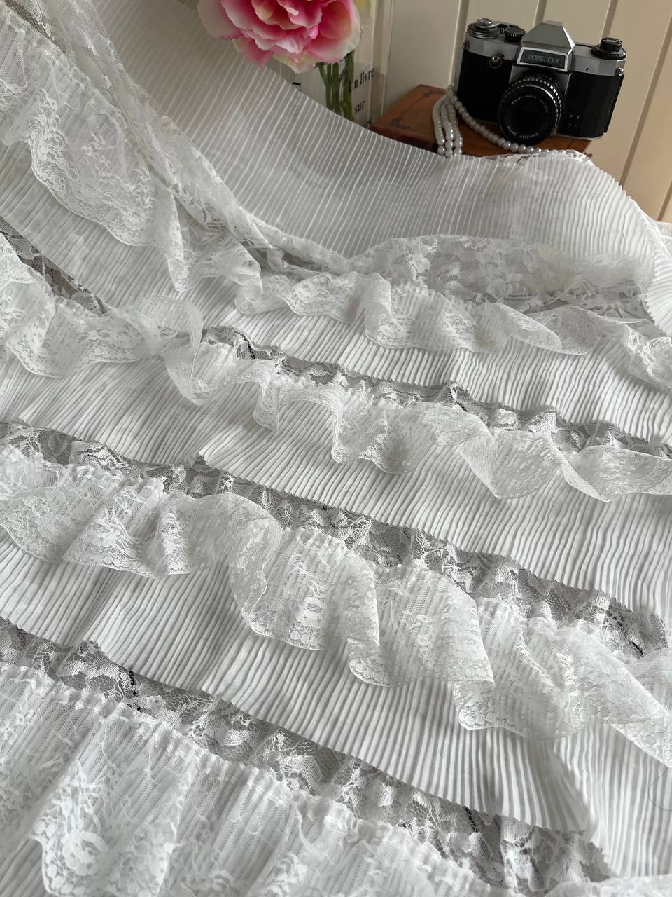 Dantel Detaylı Romantik Kumaş