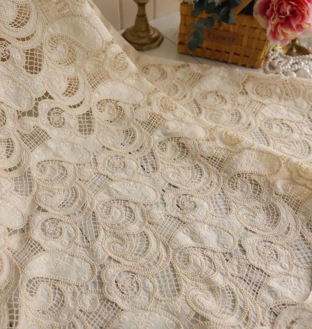 Şal Desenli İthal Fisto Dantel