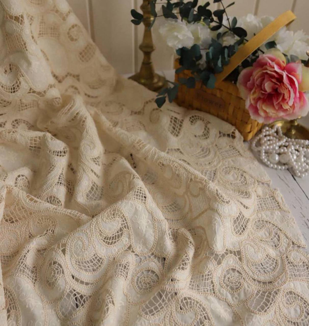 Şal Desenli İthal Fisto Dantel