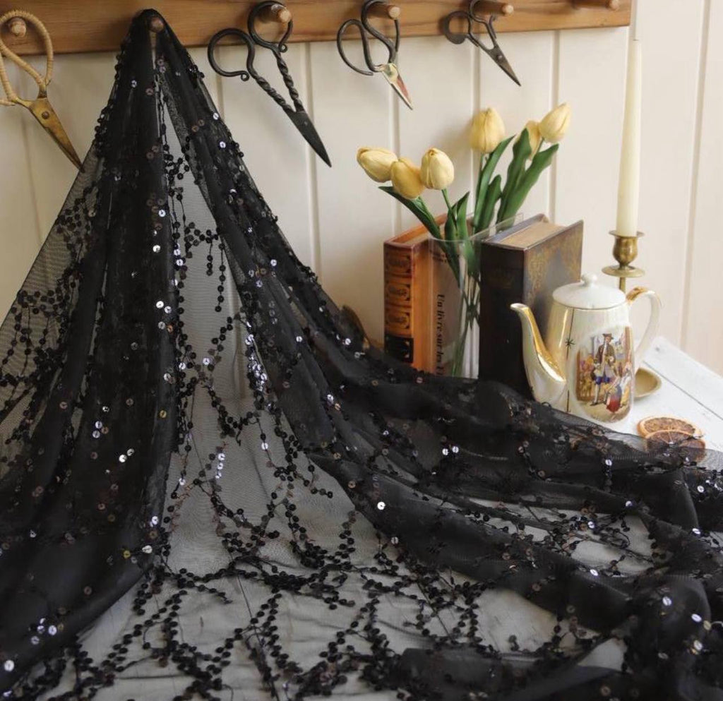 Saçaklı Pullu Kumaş