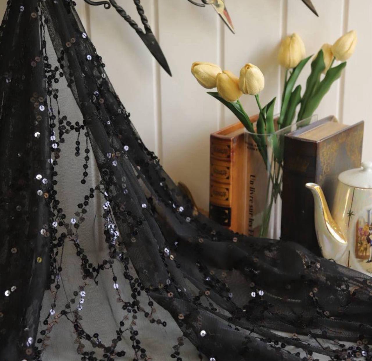 Saçaklı Pullu Kumaş