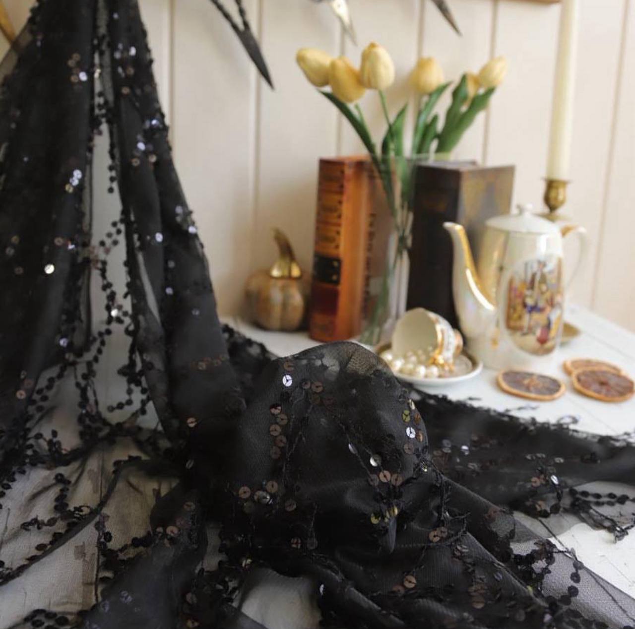 Saçaklı Pullu Kumaş