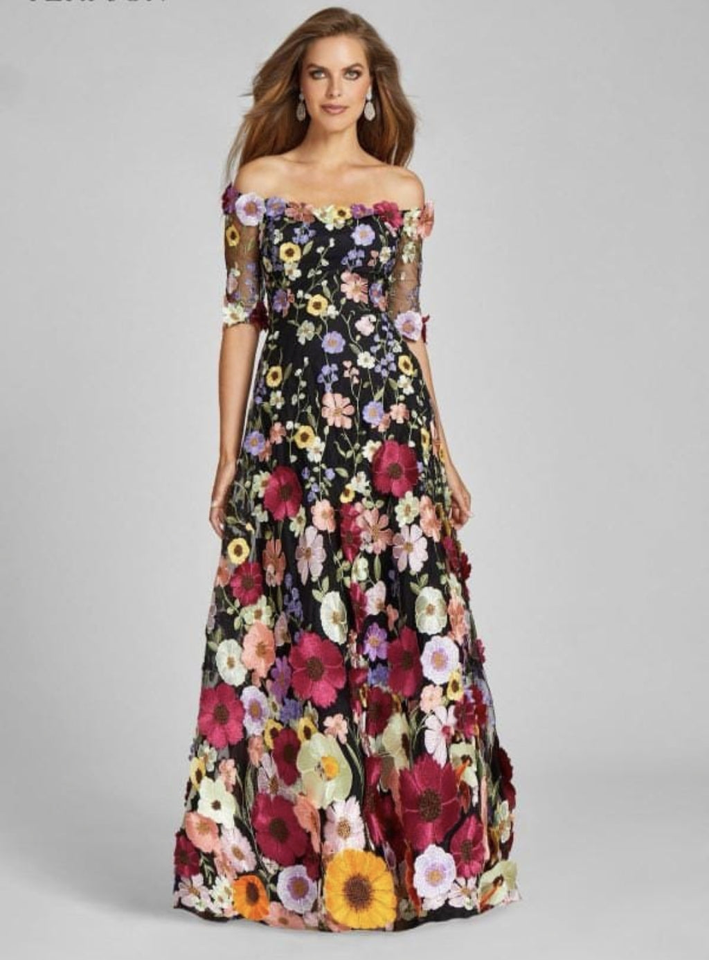 3 Boyutlu Dantel Siyah Zemin