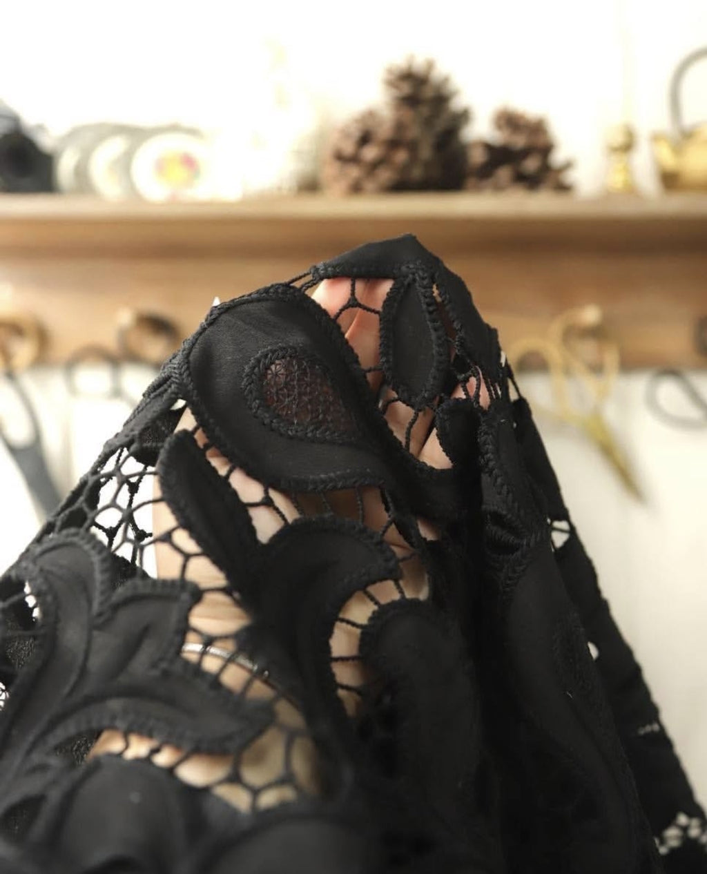 Siyah Güpür Dantel