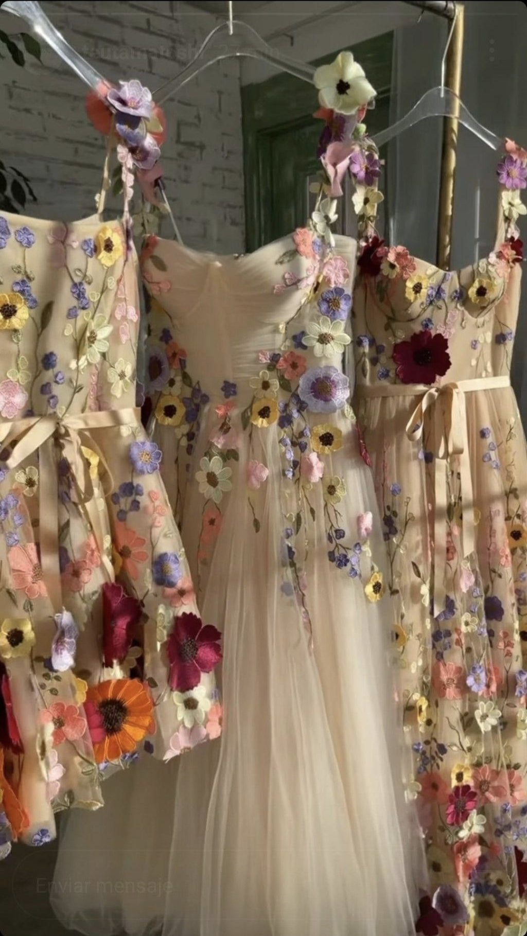 3 Boyutlu Dantel Ten Rengi Zemin