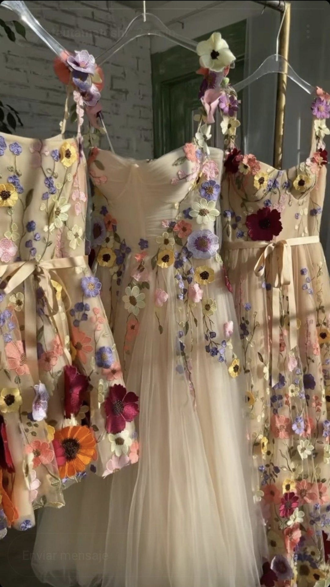 3 Boyutlu Dantel Ten Rengi Zemin