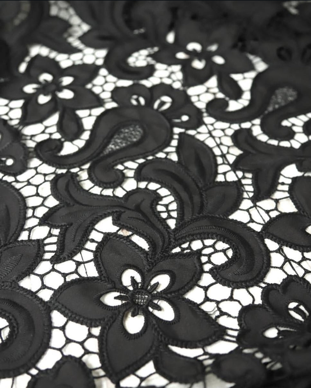Siyah Güpür Dantel
